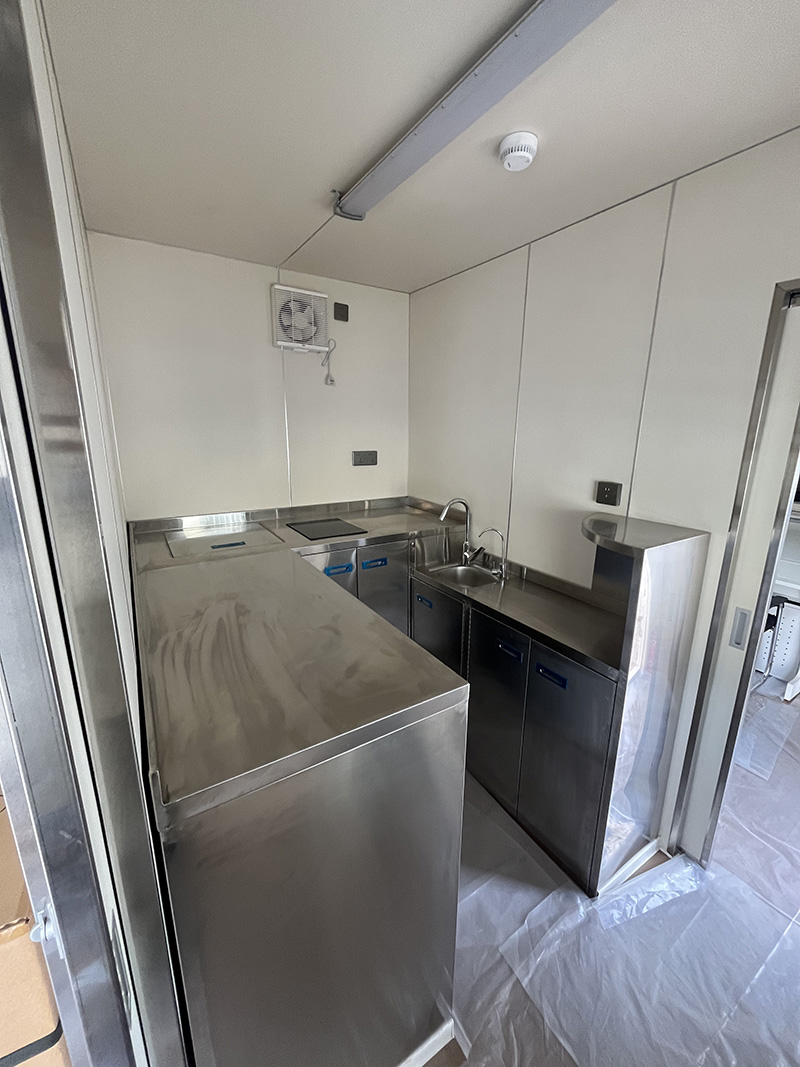 长庆油田领导验收定制野营房（井场监督房）